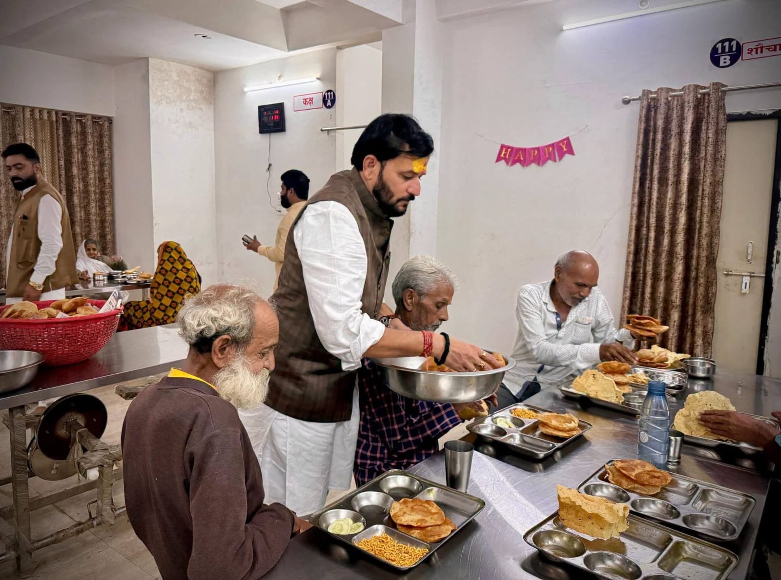 सेवा, संस्कार और संगठन के रंग में रंगा श्याम तिवारी का जन्मदिन,